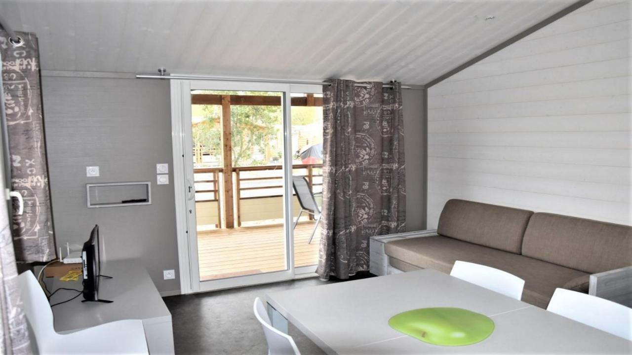 Chalet Avec Piscine Azur Dış mekan fotoğraf