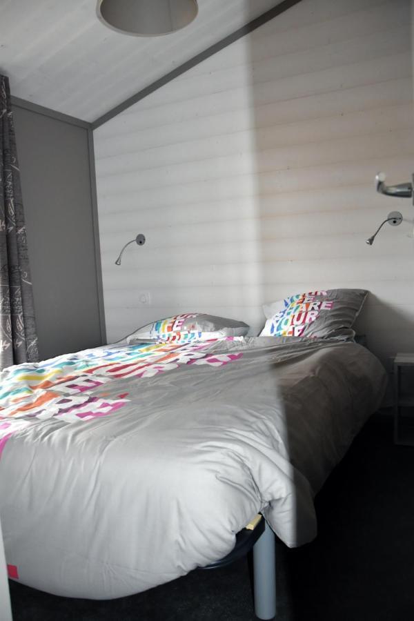 Chalet Avec Piscine Azur Dış mekan fotoğraf